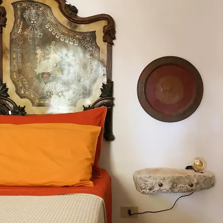 Bed & Breakfast Residenza Fenicia 3*
